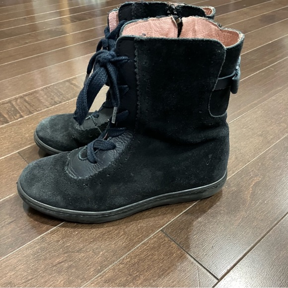 Size 32 girls suede boots - Picture 2 of 4
